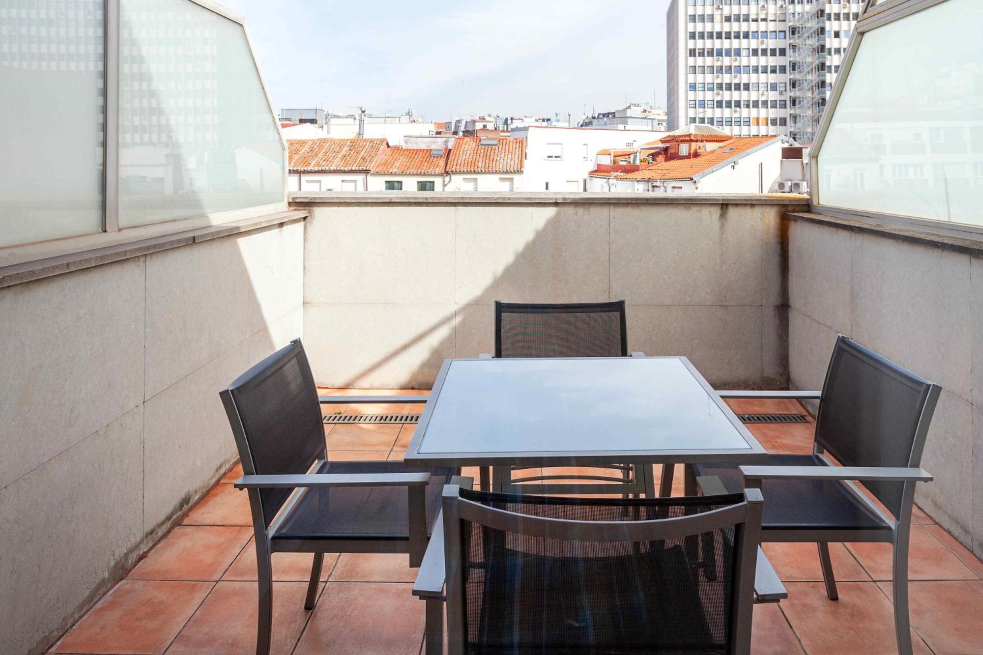 Suites Viena Plaza De Espana Madrid Exterior foto