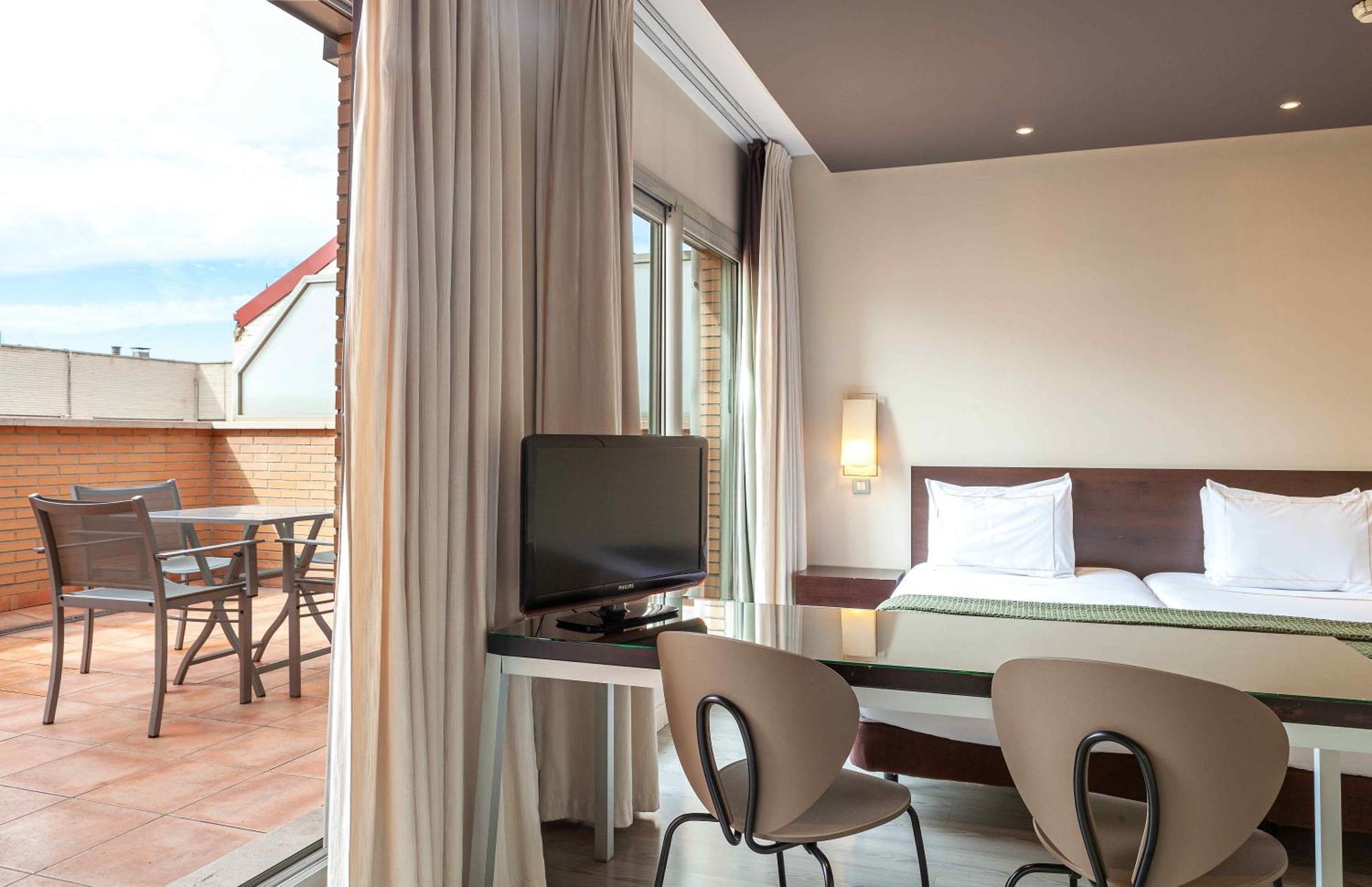 Suites Viena Plaza De Espana Madrid Exterior foto