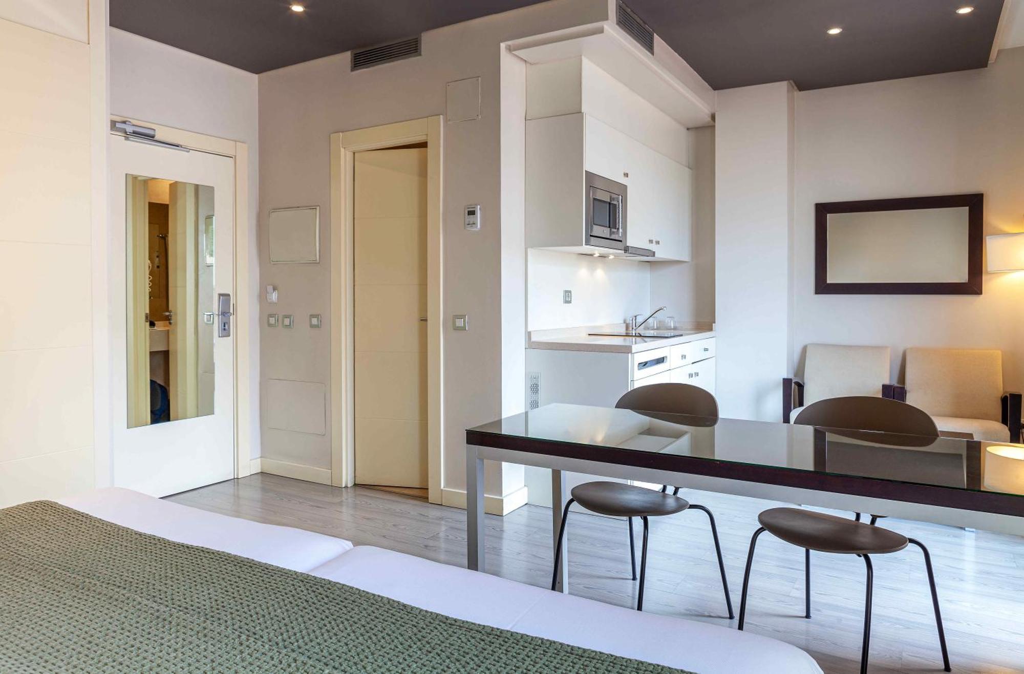 Suites Viena Plaza De Espana Madrid Exterior foto