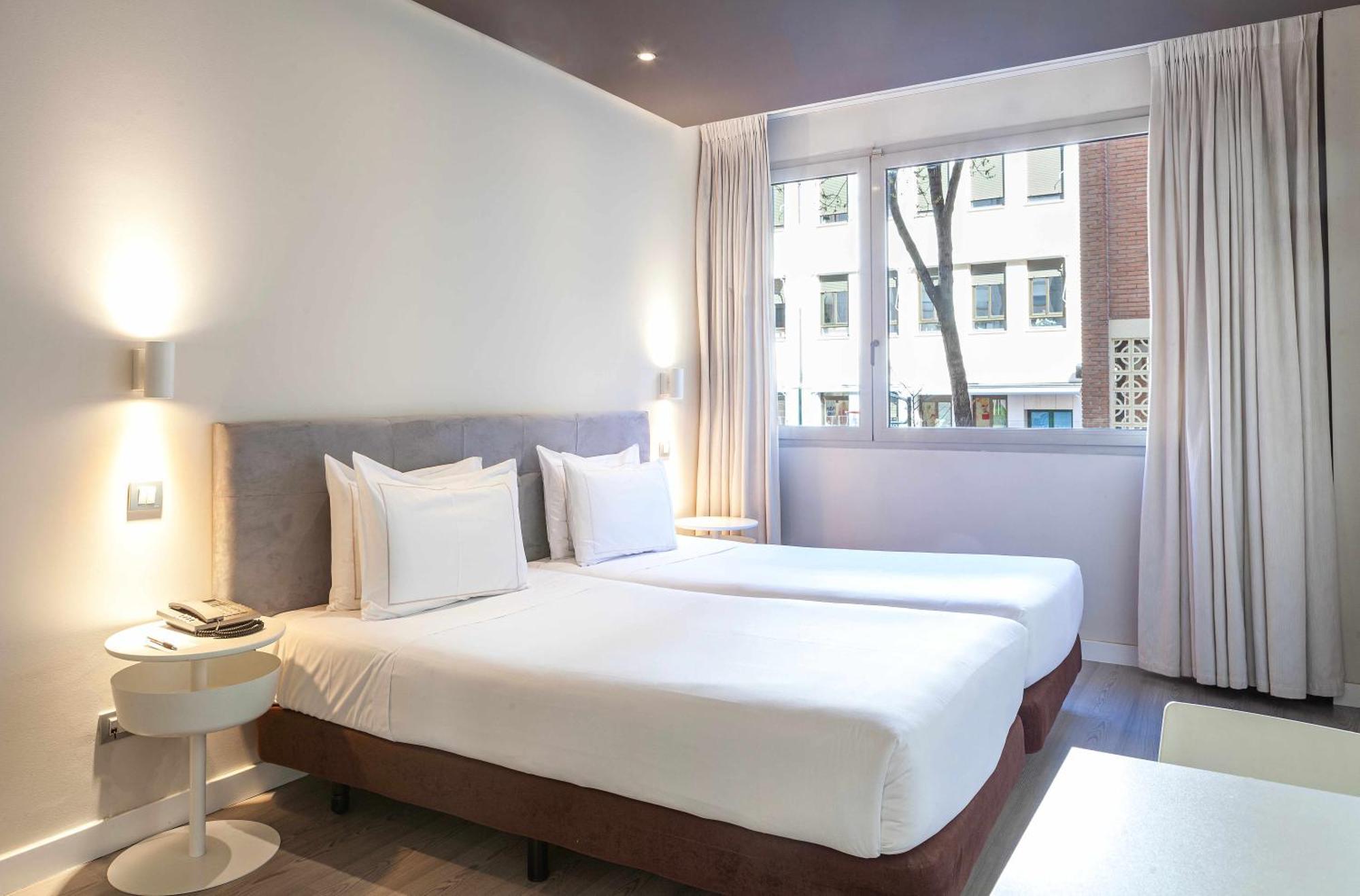 Suites Viena Plaza De Espana Madrid Exterior foto
